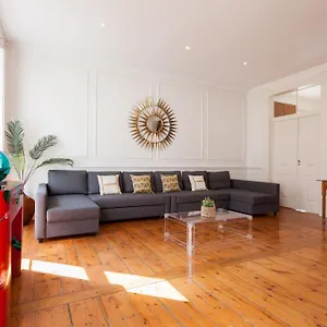 tejo-vintage-three-bedroom-apartment-by-lu-holidays.hotels-lisbon-portugal.com/